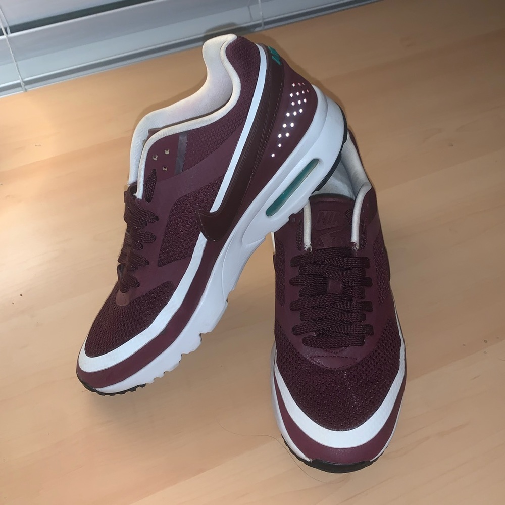 Maroon Nike Air Max